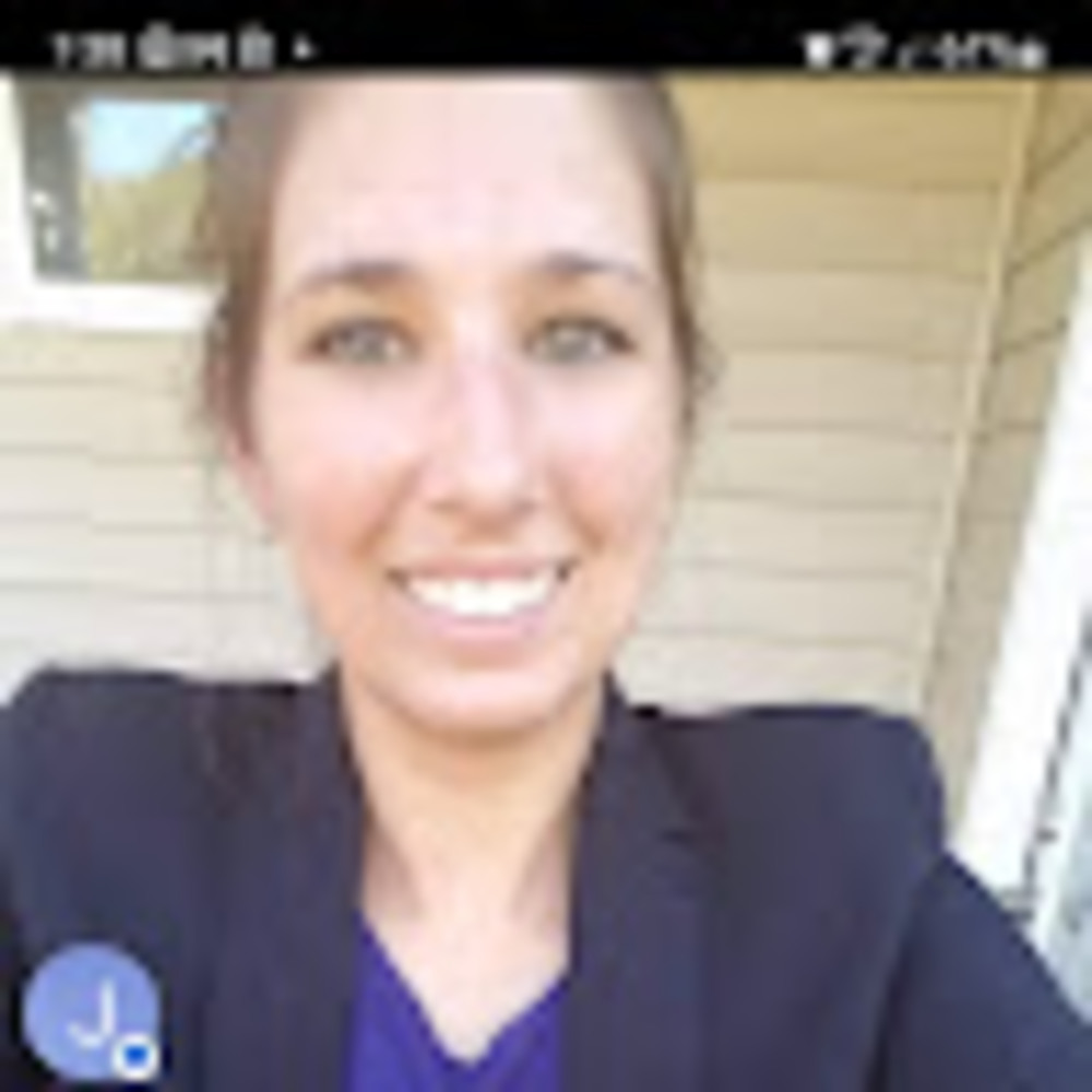 Meet your Posher, Kelly